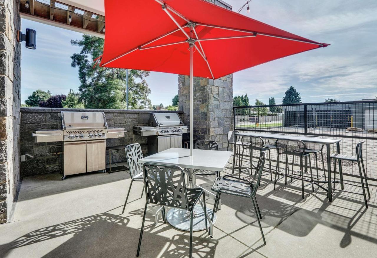 Home2 Suites By Hilton Yakima Airport Екстериор снимка